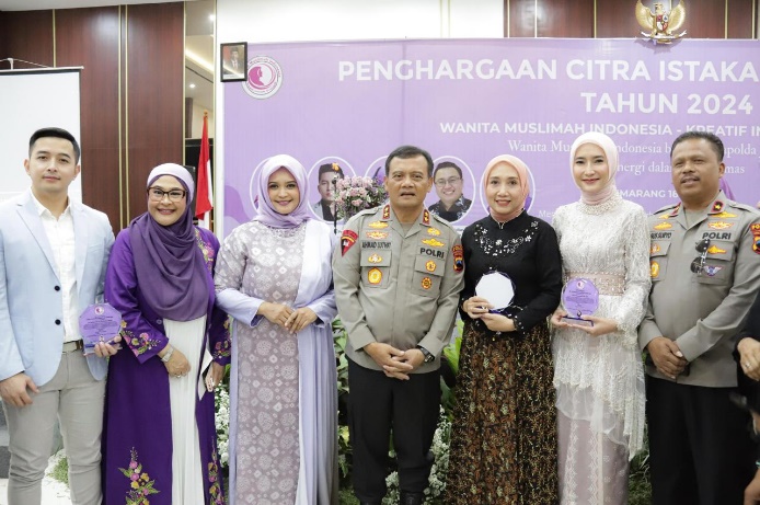 WMI with the Governor of Central Java, Commissioner General of Police