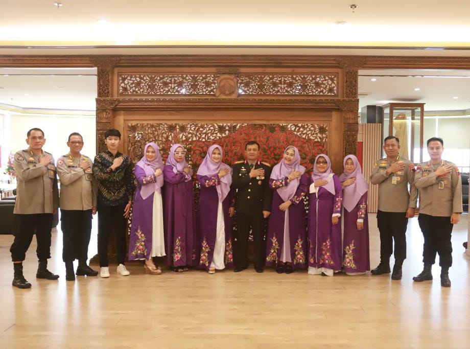 WMI and the Central Java Regional Police (Polda Jateng) together with Guest Stars